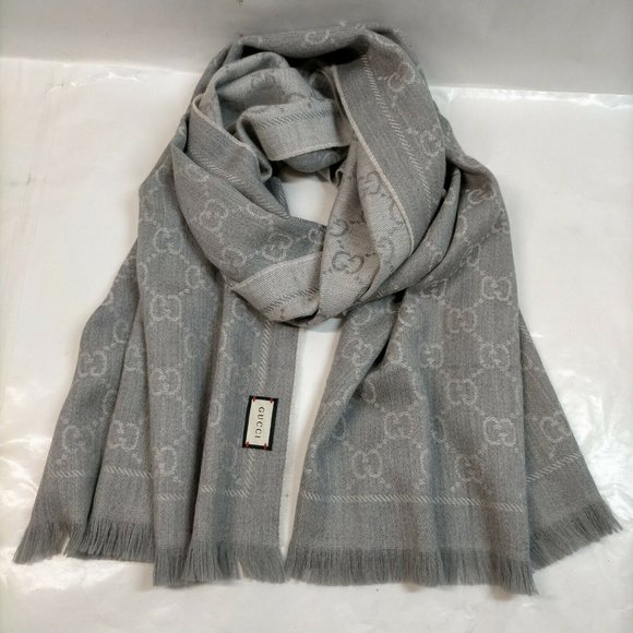 100% Authentic Gucci Scarf Grays Wool 100% - Picture 3 of 9